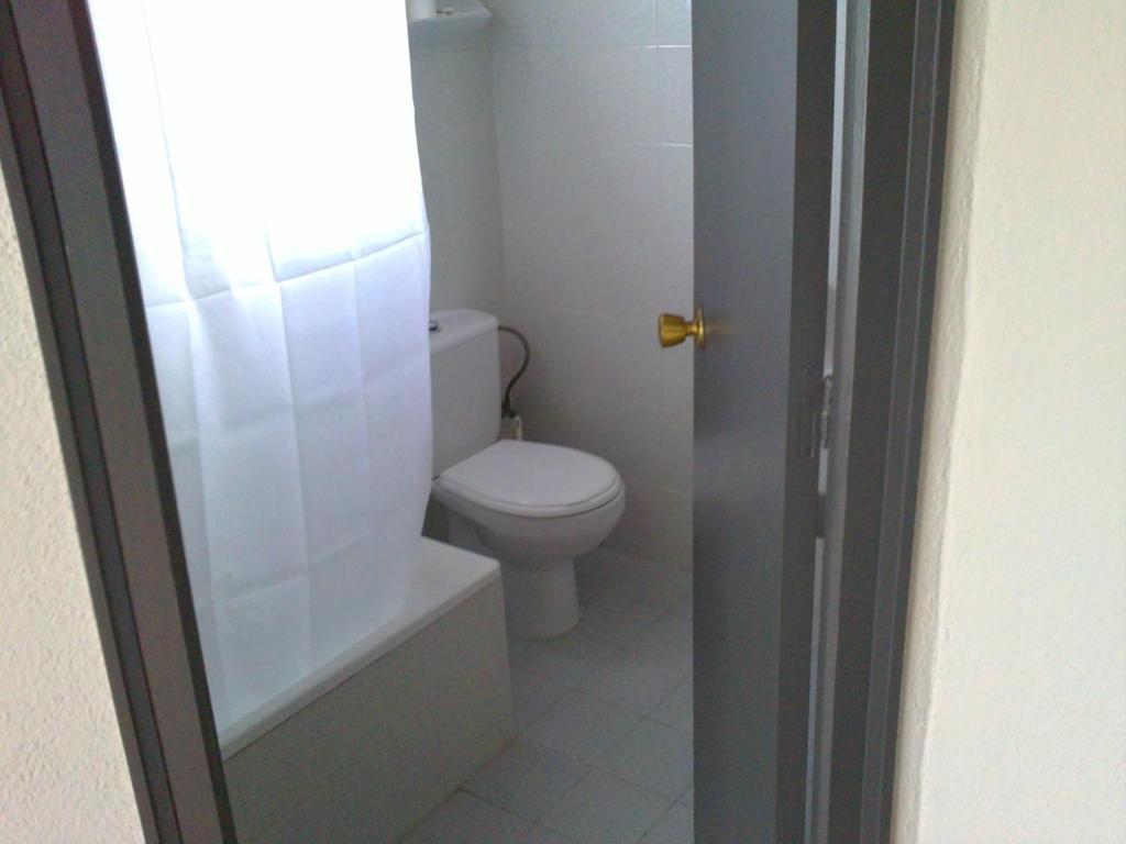 Estudis Els Molins Apartahotel 2*